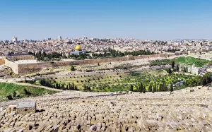 Images Dated 25th February 2017: View of Jerusalem and the Dome of the Rock from the Mount of Olives, Jerusalem, Israel