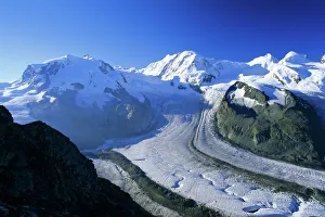 Glacier Gallery: View to Monte Rosa