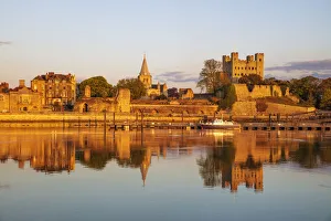 View across the River Medway to Rochester Castle and Cathedral at sunset, Rochester, Kent View across the River Medway to Rochester Castle and Cathedral at sunset, Rochester, Kent