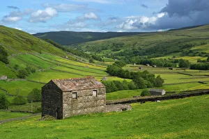 View over the Swaledale valley, near Thwaite, Yorkshire Dales National Park, Yorkshire View over the Swaledale valley, near Thwaite, Yorkshire Dales National Park, Yorkshire
