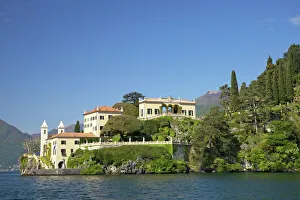 Villa del Balbianello on Punta di Lavedo in spring sunshine, Lake Como, Italian Lakes Villa del Balbianello on Punta di Lavedo in spring sunshine, Lake Como, Italian Lakes