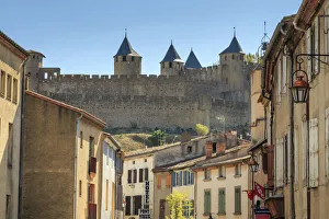 Ville Basse, with view to historic city ramparts, Carcassonne, UNESCO World Heritage Site Ville Basse, with view to historic city ramparts, Carcassonne, UNESCO World Heritage Site