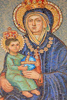 Virgin and child, Malta, Basilica of the Annunciation, Nazareth, Israel, Middle East Virgin and child, Malta, Basilica of the Annunciation, Nazareth, Israel, Middle East