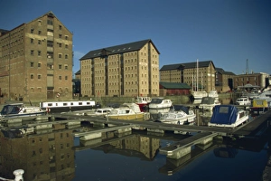 Gloucester Gallery: Warehouses and boats in marina at docks, Gloucester, Gloucestershire, England