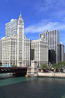 Images Dated 22nd September 2012: The Wrigley Building and Chicago River, Chicago, Illinois, United States of America, North America