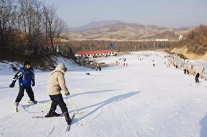 Yabuli ski resort, Heilongjiang Province, Northeast China, China, Asia Yabuli ski resort, Heilongjiang Province, Northeast China, China, Asia