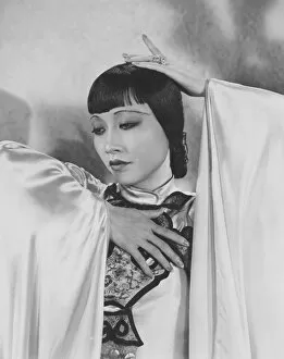 Silk Gallery: Anna May Wong in Tiger Bay (1933)