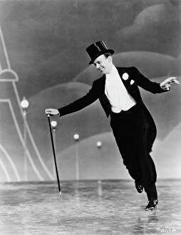 Dance Collection: Fred Astaire in Mark Sandrichs Top Hat (1935)