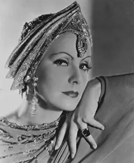 Sexy Gallery: Greta Garbo in George Fitzmaurices Mata Hari (1931)