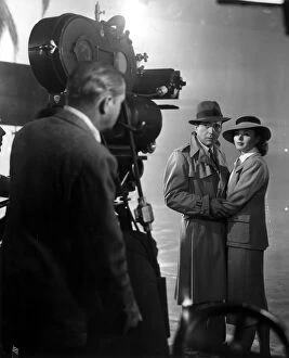 Images Dated 4th January 2013: Humphrey Bogart and Ingrid Bergman in Michael Curtizs Casablanca (1942)