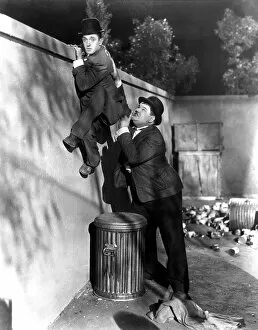 Escape Collection: Stan Laurel and Oliver Hardy in James Parrotts Night Owls (1930)