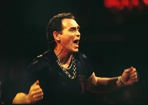 Images Dated 3rd January 1993: Bobby George - 1993 BDO World Darts Championship