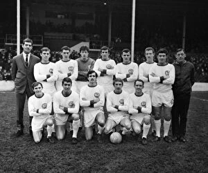 Images Dated 26th January 2010: Doncaster Rovers Team Group 1968 / 69