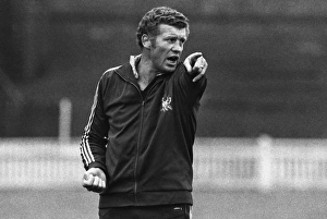 Images Dated 31st March 2011: England rugby coach Mike Davis in 1979