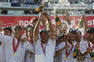 Images Dated 23rd August 2009: England win the Ashes 2009