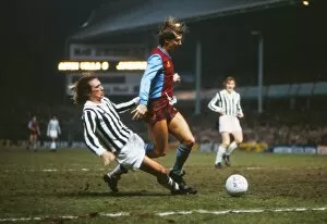 Images Dated 2nd March 1983: Gary Shaw - Aston Villa