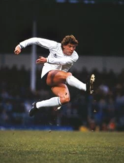 Images Dated 19th October 1983: Glenn Hoddle shoots in the 1983 UEFA Cup