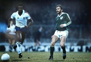 Images Dated 6th February 1980: Irelands Tony Grealish and Englands Laurie Cunningham