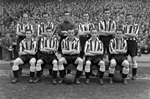 Images Dated 1st March 2010: Newcastle United - 1954 / 55
