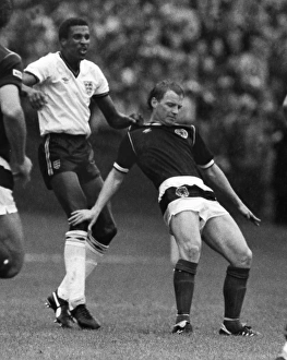 Images Dated 25th May 1985: Rous Cup: Scotland 1 England 0