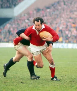 Gareth Edwards a true legend: Gareth Edwards Print, 1977 Five Nations Rugby Union Portrait