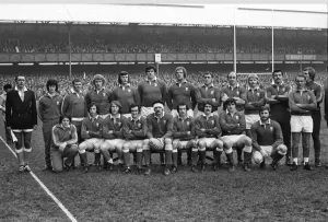 Gareth Edwards a true legend: 1976 Five Nations Championship Wales Team Print at Twickenham