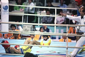 Images Dated 2nd October 1988: Seoul Olympics - Boxing