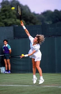Images Dated 29th June 2010: Tennis - Wimbledon Championships 1987 Ladies Singles First Round - Anne Hobbs vs
