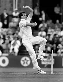 Images Dated 2nd July 1992: Tim Munton bowls for England
