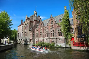 Buildings along the canals, Bruges, Belgium Buildings along the canals, Bruges, Belgium