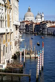 Images Dated 21st April 2004: Church of Santa Maria della Salute and Grand Canal, Venice