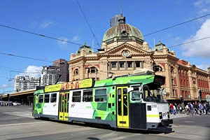 Trams Gallery: City tram passing Flinders Street Station, Melbourne, Victoria, Australia