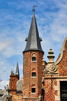Medievel tower and roof decorations on the Huidevettershuis, Bruges, Belgium Medievel tower and roof decorations on the Huidevettershuis, Bruges, Belgium