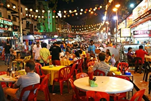 Outdoor restaurants and street food in Jalan Alor in Bukit Bintang in Kuala Lumpur Outdoor restaurants and street food in Jalan Alor in Bukit Bintang in Kuala Lumpur