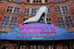 Palaces Gallery: Priscilla, Queen of the Desert musical