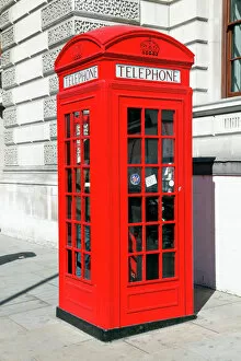 Images Dated 6th April 2012: Red Telephone Box in London