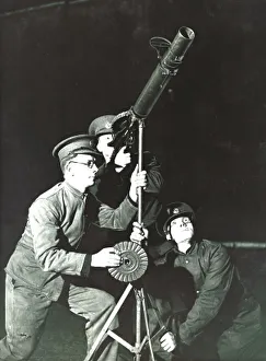 <b class=qtipBold><figcaption>anti-aircraft gunners in England</figcaption></b><br><br><em>© Flight Global 2009 - All Rights Reserved</em> anti-aircraft gunners in England