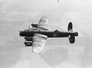 <b class=qtipBold><figcaption>Avro Lancaster 50 Squadron RAF</figcaption></b><br><em>© Flight Global 2009 - All Rights Reserved</em> Avro Lancaster 50 Squadron RAF