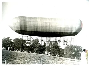 <b class=qtipBold><figcaption>Barton Airship nb 28</figcaption></b><br><br><em>© Flight Global 2009 - All Rights Reserved</em> Barton Airship nb 28