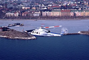 <b class=qtipBold><figcaption>Copterline</figcaption></b><br>Copterline Sikorsky S-76+ Over southern Finland 05/1999 By Lassi Tolvanen<br><em>© Flight Global 2009 - All Rights Reserved</em> Copterline