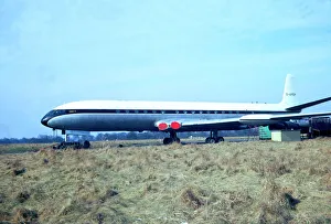 <b class=qtipBold><figcaption>DH Comet Dan Air</figcaption></b><br>Ec BOAC Dan Air G APDP Comet 4 1969 QPL<br><em>© Flight Global 2009 - All Rights Reserved</em> DH Comet Dan Air