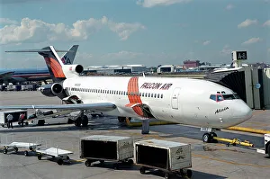 Images Dated 8th July 2005: Falcon Air Boeing 727