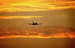 Boeing 747 Gallery: gaskell 747 4 cathay flying away sunset atmos