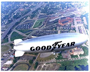 <b class=qtipBold><figcaption>Good Year Balloon</figcaption></b><br><br><em>© Flight Global 2009 - All Rights Reserved</em> Good Year Balloon