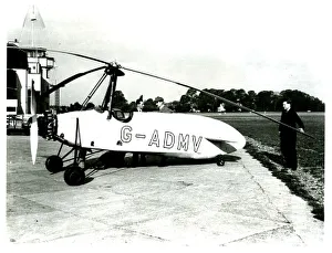 <b class=qtipBold><figcaption>Hafner AR111, Autogyro</figcaption></b><br><br><em>© Flight Global 2009 - All Rights Reserved</em> Hafner AR111, Autogyro