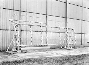 <b class=qtipBold><figcaption>Handley Page HP42</figcaption></b><br>Handley Page HP42 Construction 05/30 (c) Flight<br><em>© Flight Global 2009 - All Rights Reserved</em> Handley Page HP42