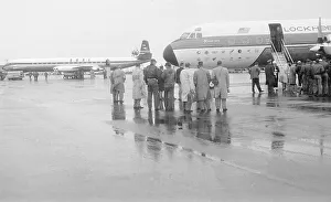 <b class=qtipBold><figcaption>Idelwild Airport (JFK)</figcaption></b><br>Comet at Idelwild 1958<br><em>© Flight Global 2009 - All Rights Reserved</em> Idelwild Airport (JFK)