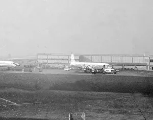 <b class=qtipBold><figcaption>Idelwild (JFK) Airport</figcaption></b><br>Idelwide 1958<br><em>© Flight Global 2009 - All Rights Reserved</em> Idelwild (JFK) Airport