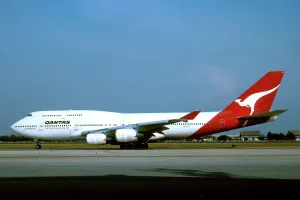 Boeing 747 Prints: Boeing 747-400 Qantas Print