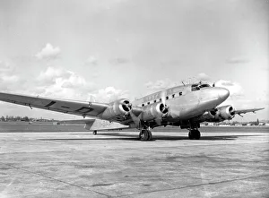 <b class=qtipBold><figcaption>Siai Marchetti SM95</figcaption></b><br>Siai Marchetti, SM95, I-DALM, Alitalia, Northolt, 1948, 1940s, Historical, Civil, Ground, 3/4, Front,<br><em>© Flight Global 2009 - All Rights Reserved</em> Siai Marchetti SM95